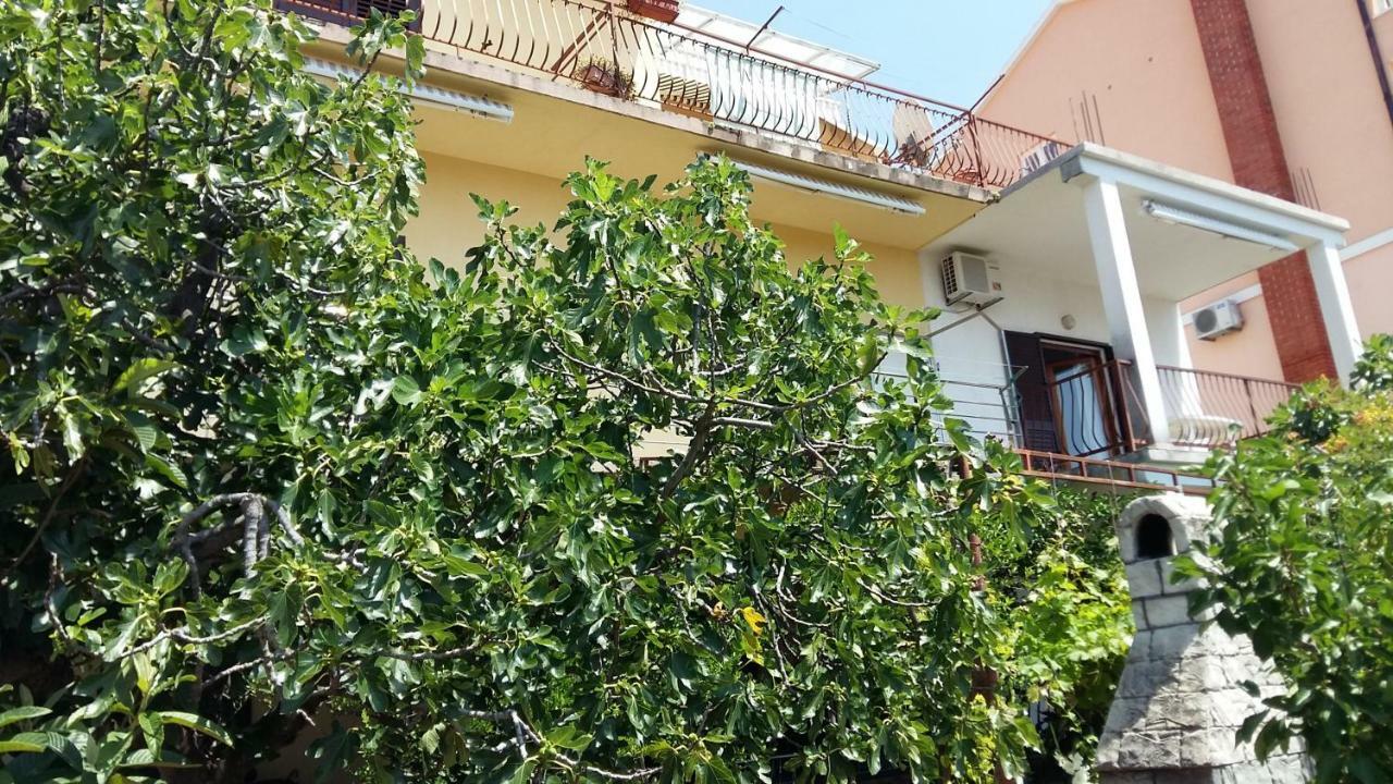 Apartmani Ivanka Makarska Exterior foto