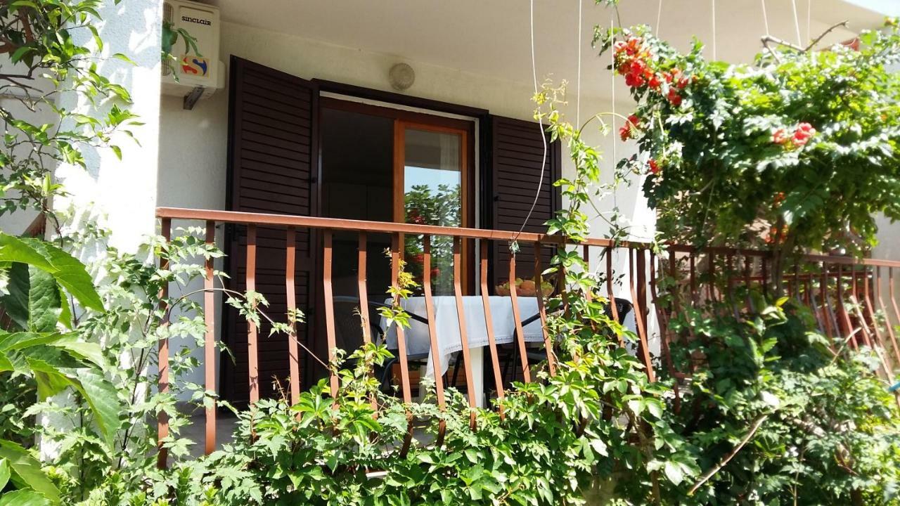 Apartmani Ivanka Makarska Exterior foto